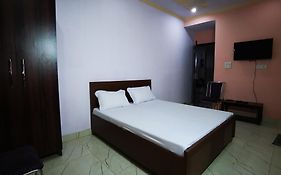 The Red Rose Hotel